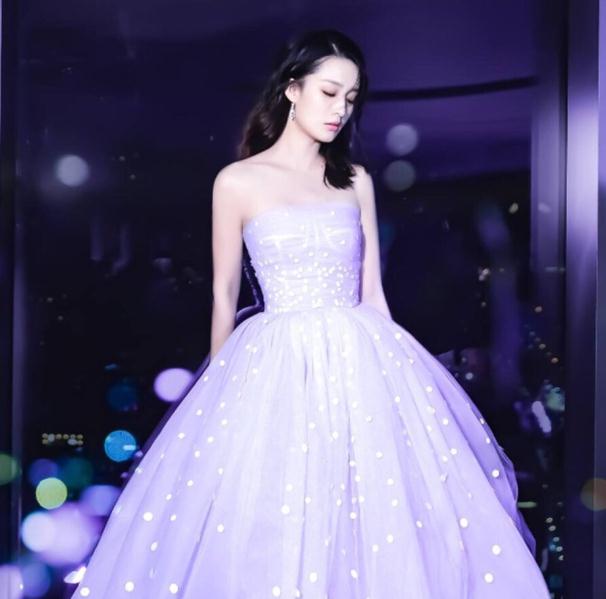 李沁和谁像(李沁和谁是一对) 李沁和谁像(李沁和谁是一对)