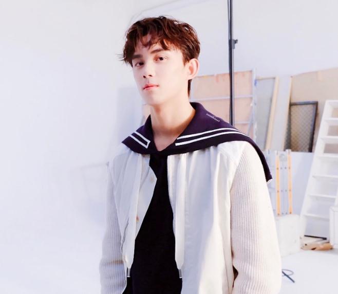 吴磊和女明星合照,吴磊和谁结婚了 吴磊和女明星合照,吴磊和谁结婚了