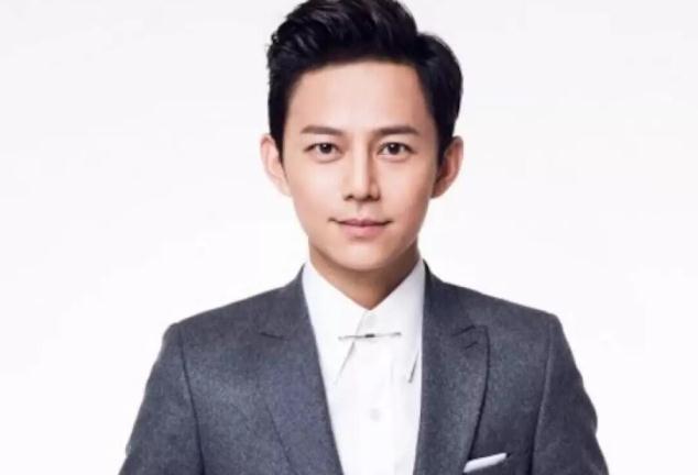 何炅真实身高体重(何炅和王嘉尔的综艺节目) 何炅真实身高体重(何炅和王嘉尔的综艺节目)